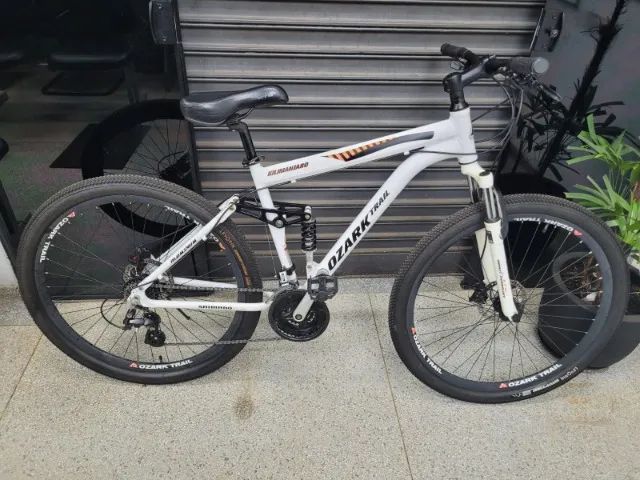 Bicicleta Aro 29 Full Suspension c/ Kit Shimano