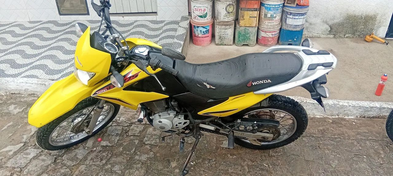 Vendo bros 2014 emplacada - Foto 2