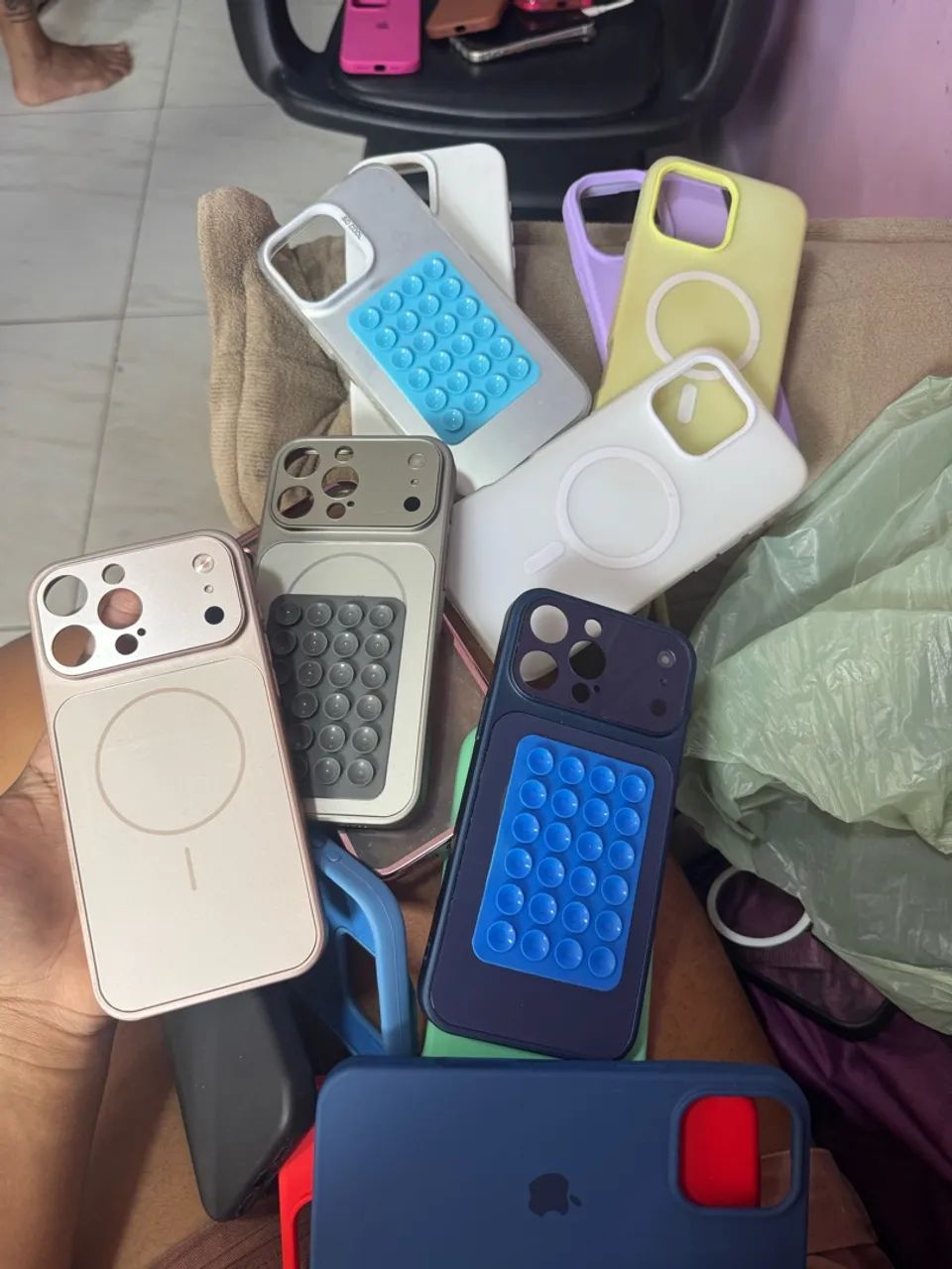 Capa novas para iPhone 16 pro max  - Foto 2