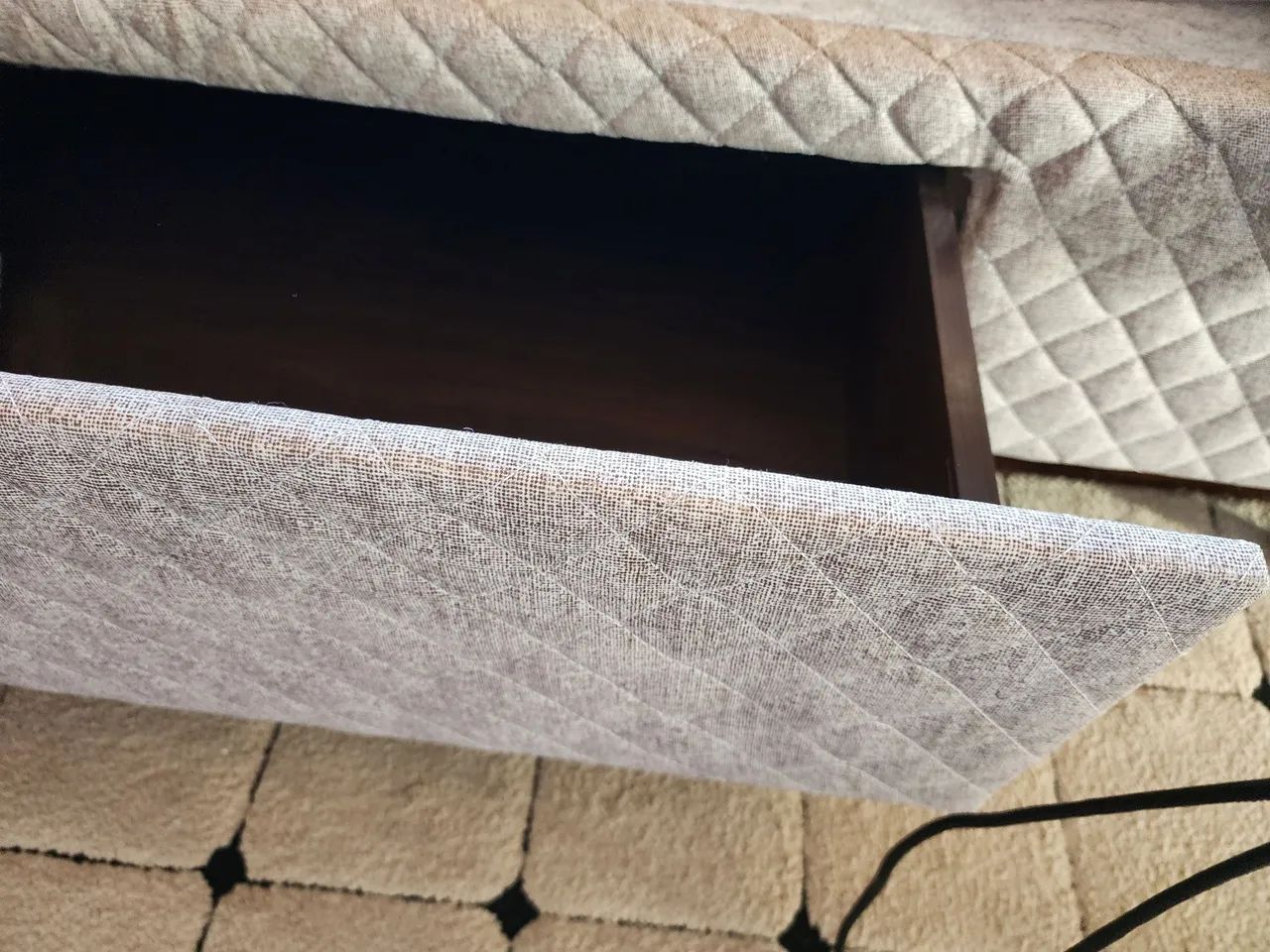 Cama solteiro com gavetão 