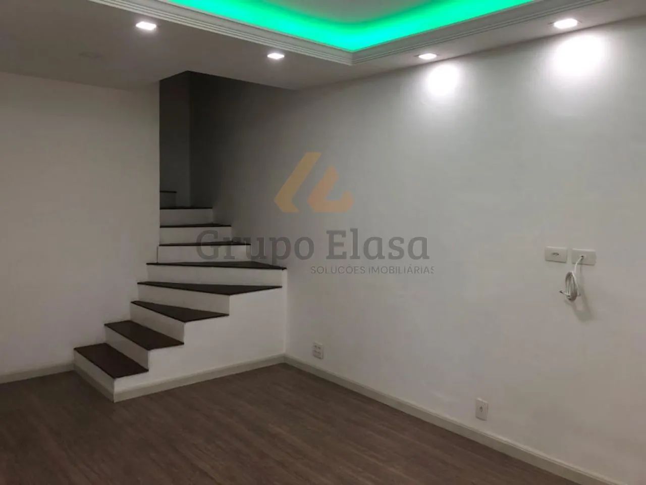 Sobrado para venda próximo ao Centro Empresarial - Foto 2