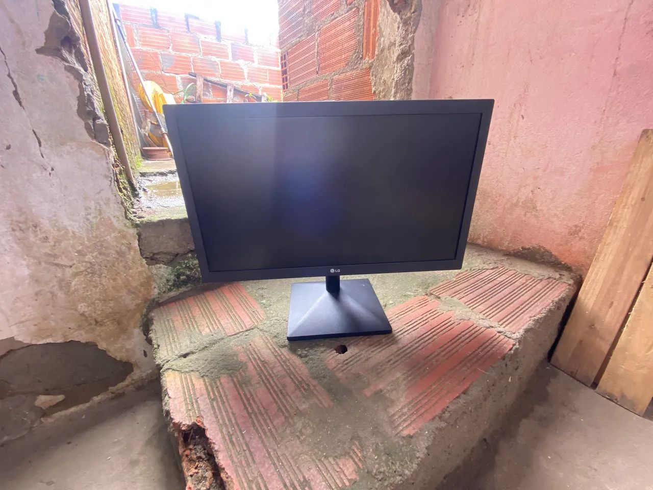 Monitor LG  - Foto 2