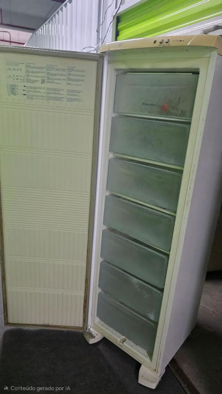 Freezer eletrolux vertical gelando muito! - Foto 2