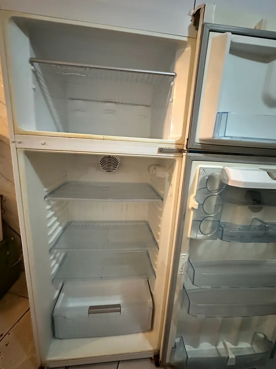 Vendo Geladeira  - Foto 2