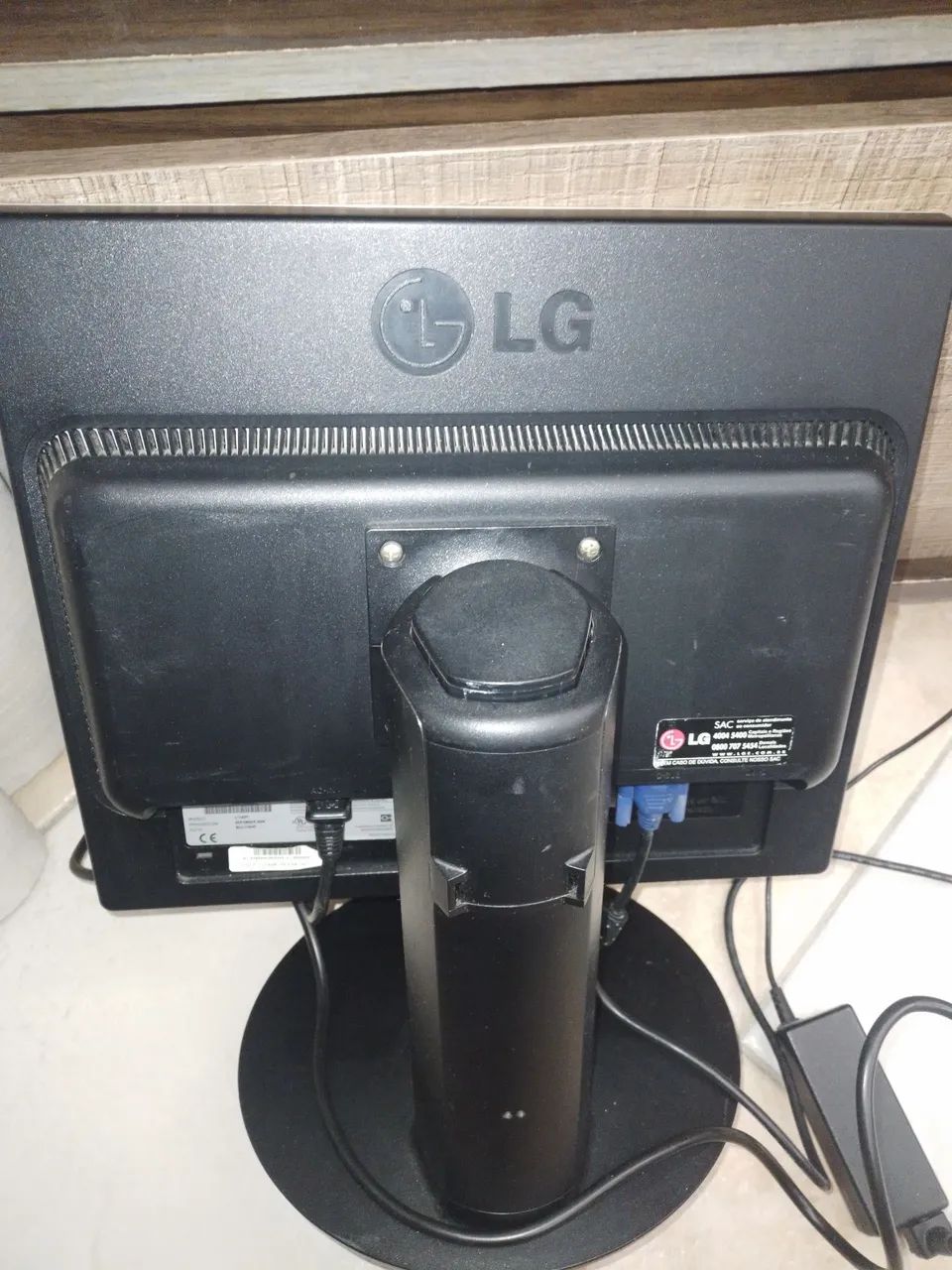 Monitor LG Flatron de 17 polegadas em excelente estado<br> - Foto 2