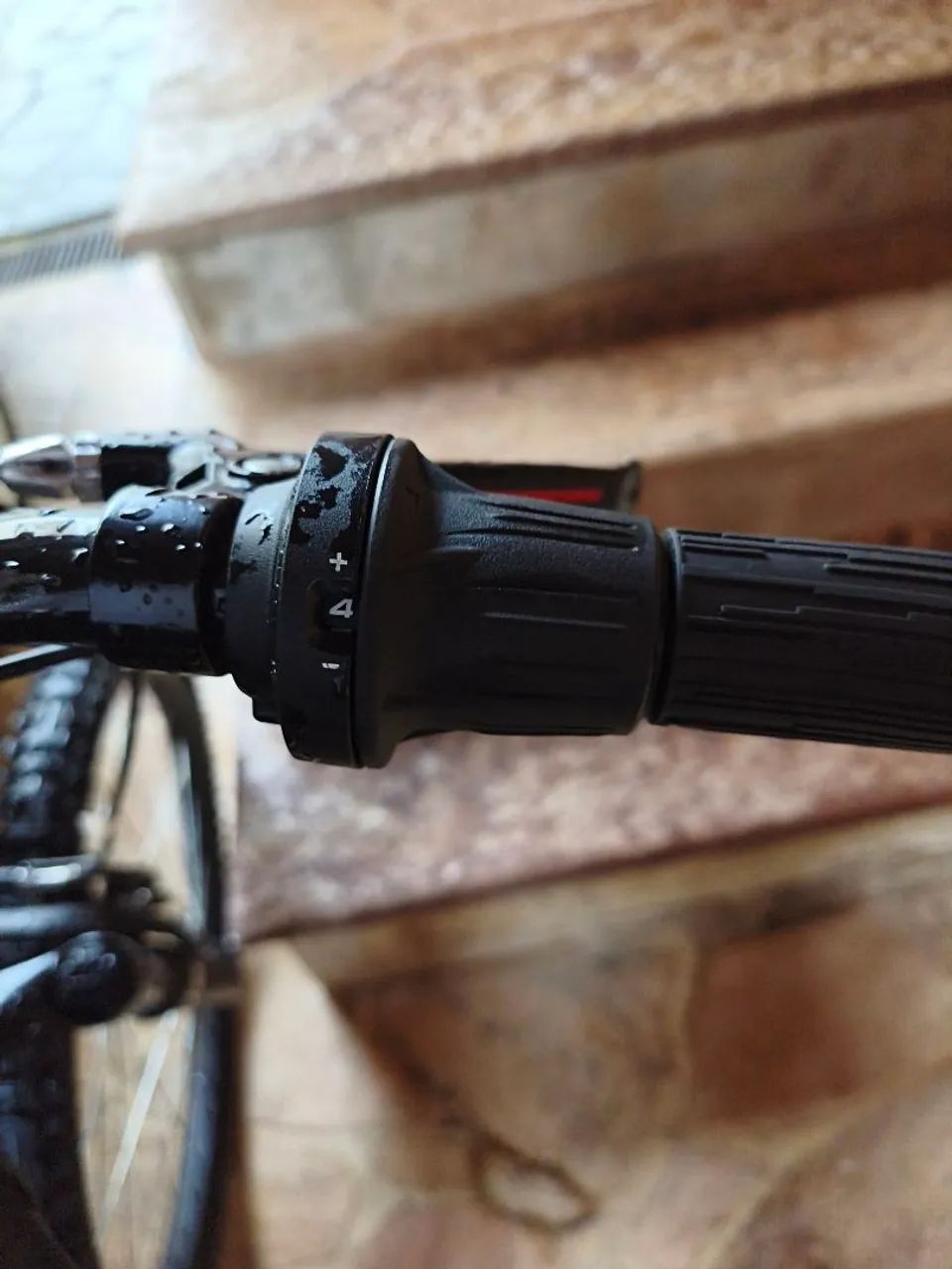 Bicicleta novissima aro 24 - Foto 3