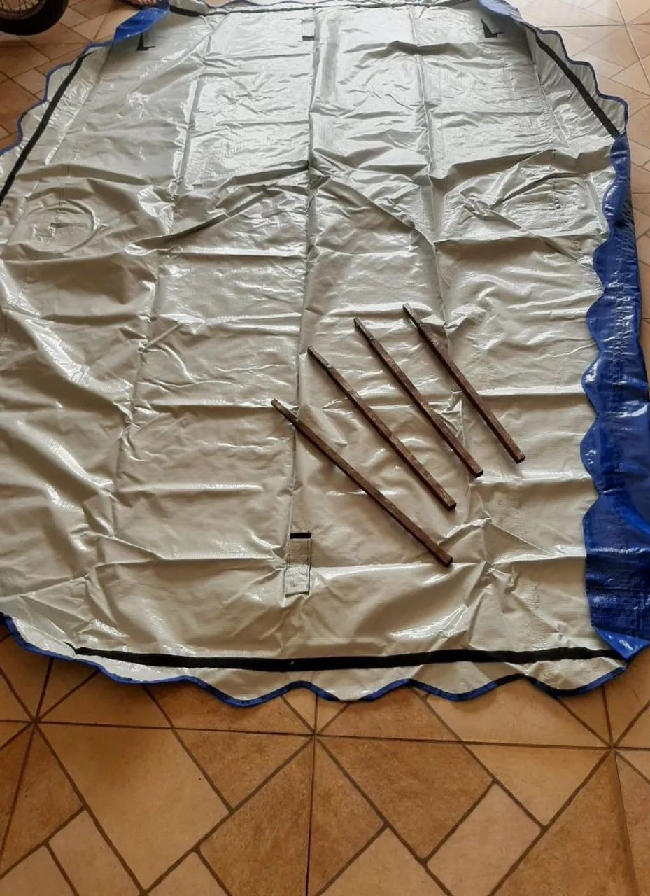 Lona e Cristal com extensor para barraca  de feira ,$250.00 reais 