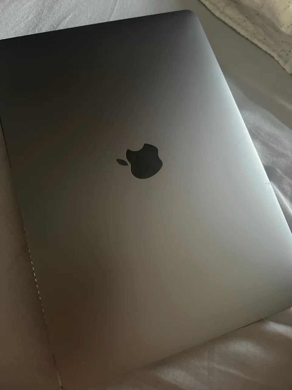 MACBOOK AIR M1 13 pol