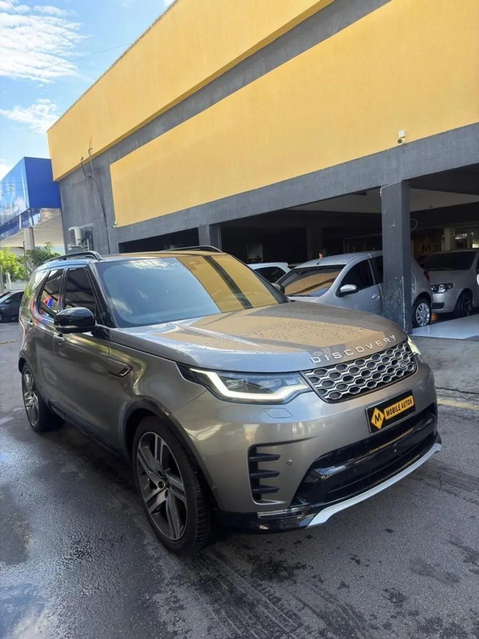 Land Rover Discovery 2024