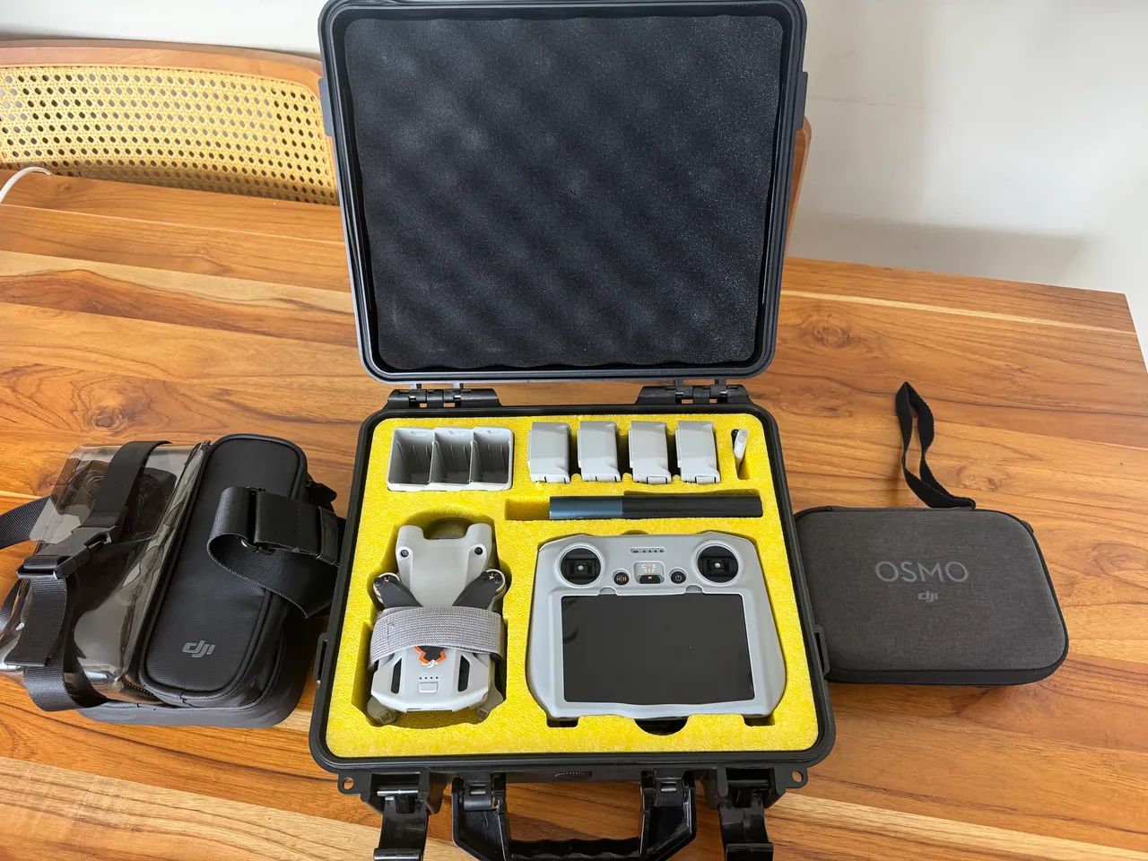 Mini 3 PRO PLUS combo + completo oportunidade 