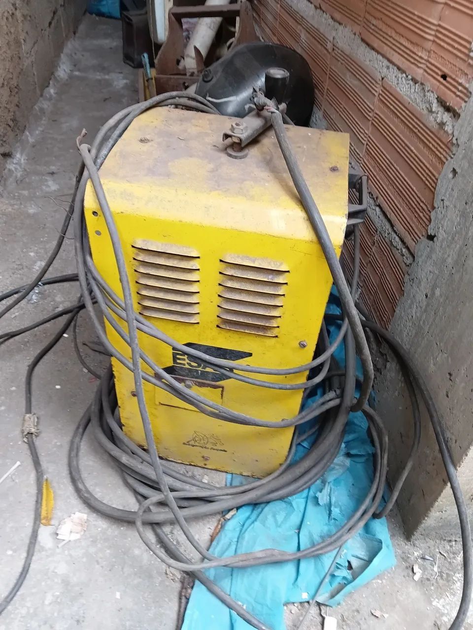 Maquina de solda esab serralheiro 