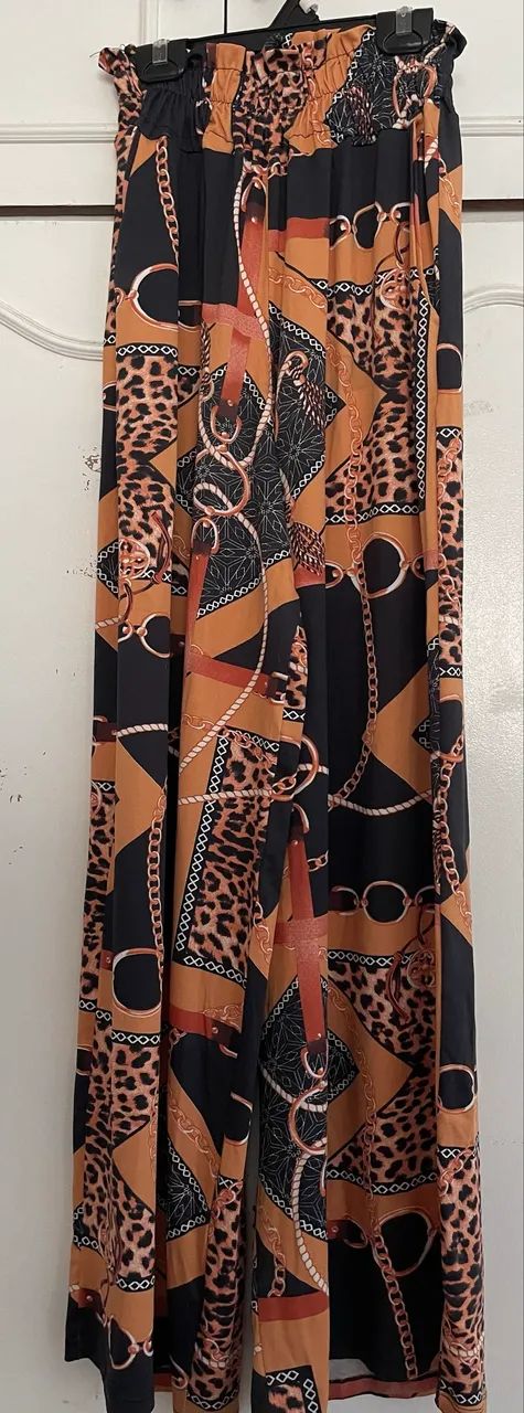 Conjunto Calça e Cropped estampado - Foto 4