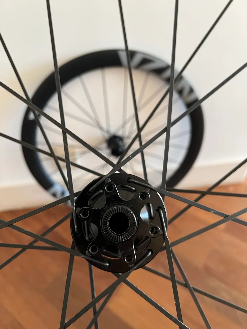 Roda Vzan 50mm road Carbono - Foto 4