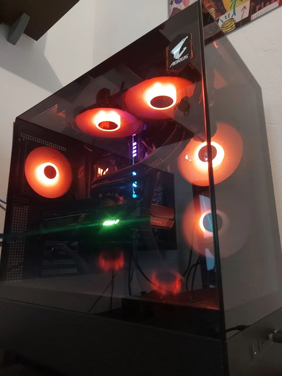 Setup Completo (PC Gamer + Monitores + Periféricos + Mobília) - Ryzen 7 5700X e RX 9060 XT - Foto 2