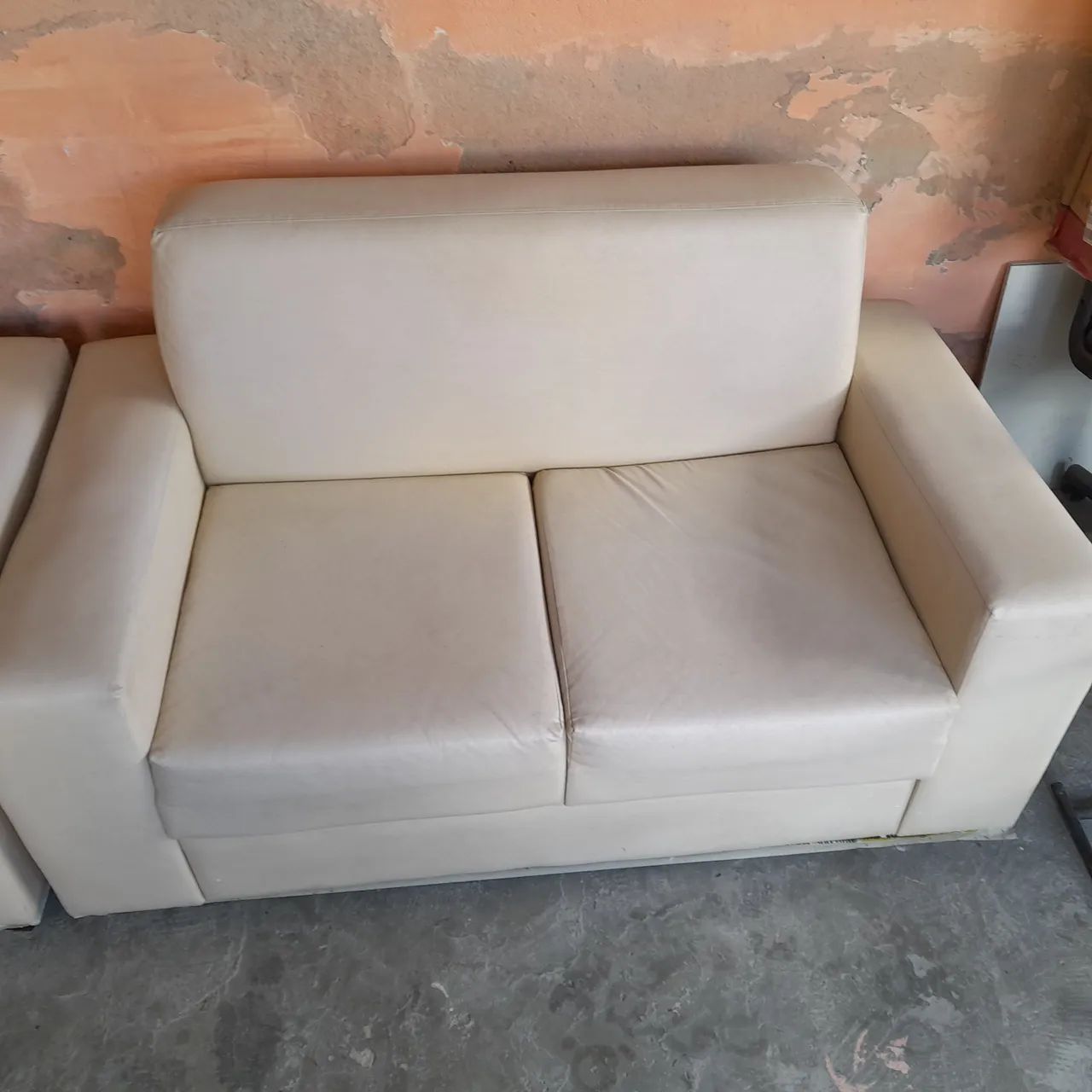 Sofá em couro - Foto 2