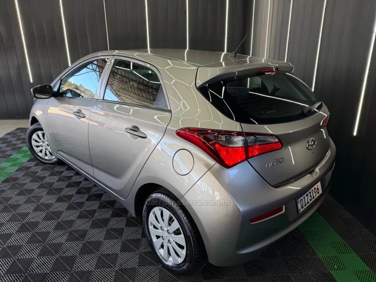 Hyundai HB20 Unique 1.0 Flex 12V Mec. 2019 - Foto 4