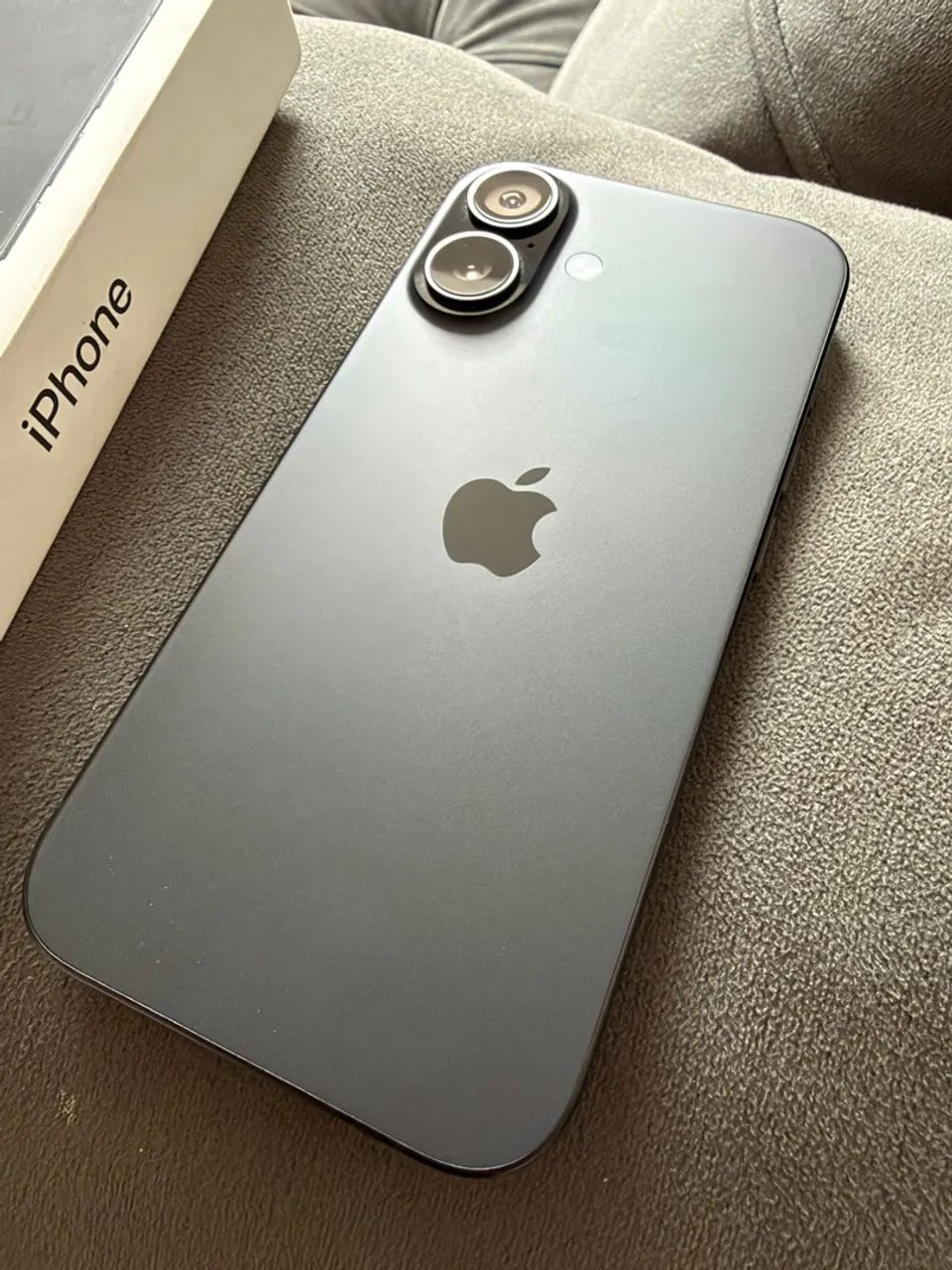 IPHONE 16 SEMINOVO