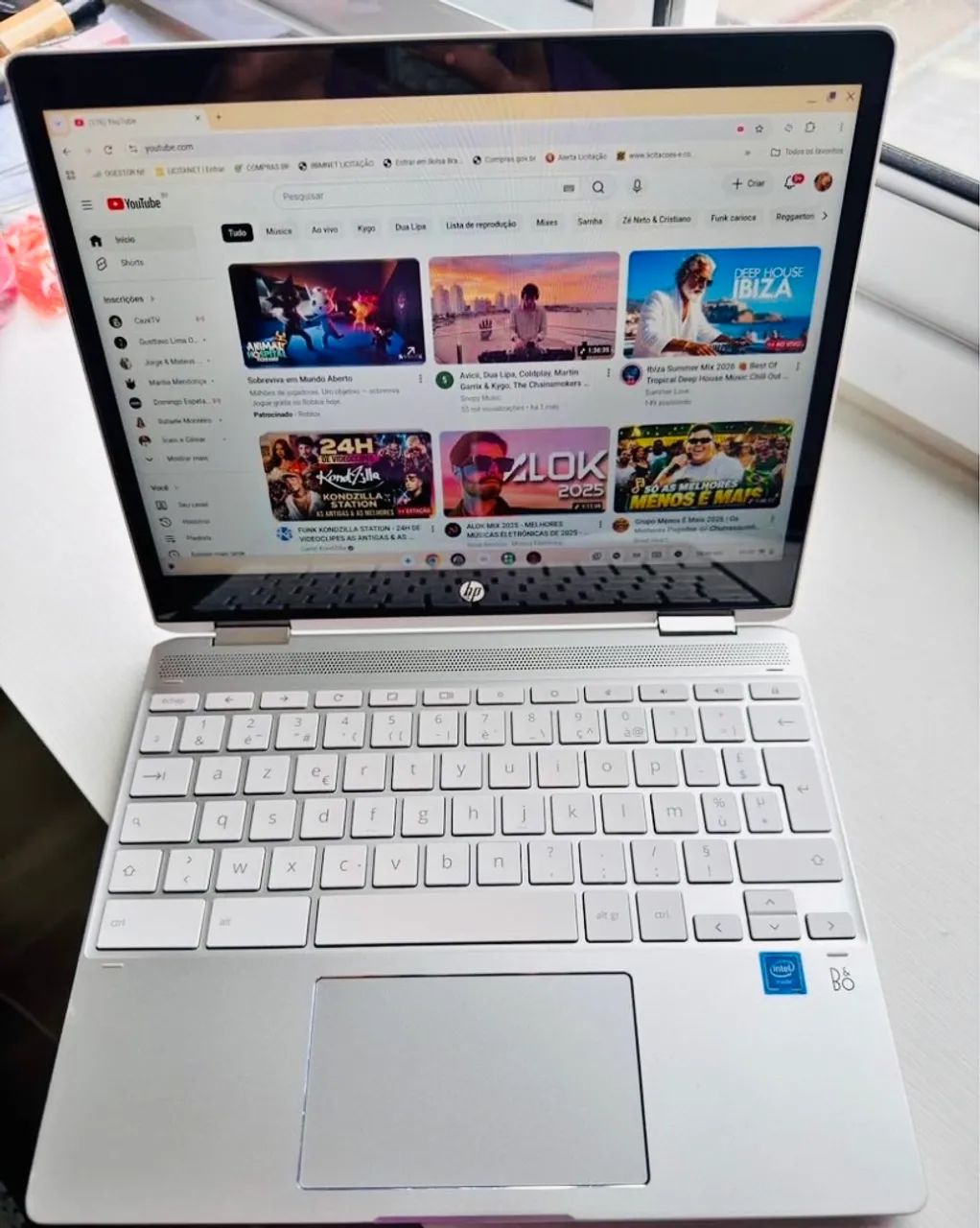 Vendo notebook muito novo