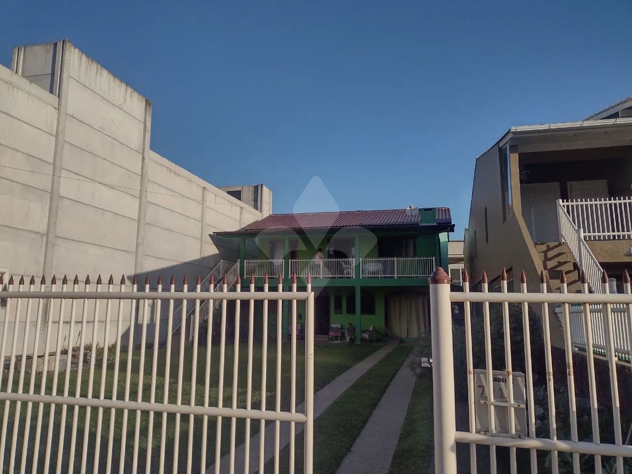 Terreno com duas casas, no Centro - Garopaba/SC - Foto 2