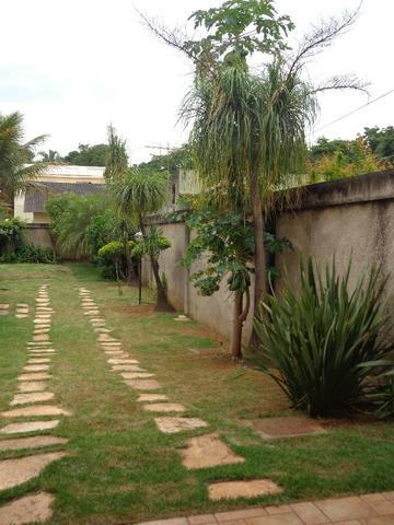 Taguatinga Sul QSC 19 vendo casa 03 quartos ou troco por apartamento - Foto 4