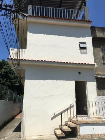Alugo Triplex no Encantado