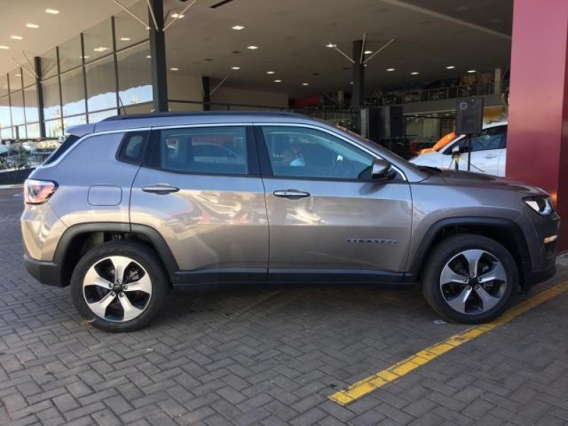 JEEP COMPASS 2.0 16V FLEX LONGITUDE 2017 - Foto 9
