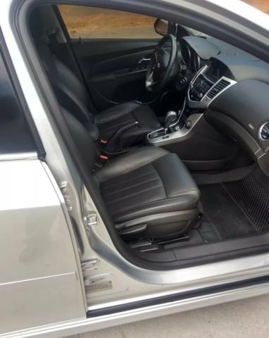 Cruze hatch 1.8 - Foto 9