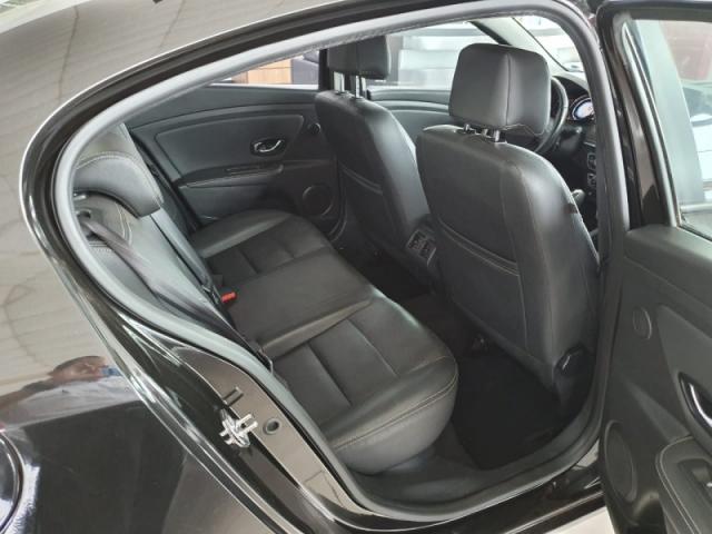 RENAULT FLUENCE 2.0 DYNAMIQUE PLUS 16V 2015 - Foto 10