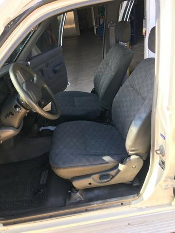 Hilux 2.8 4X4 DLX 2000/2001 - Foto 10