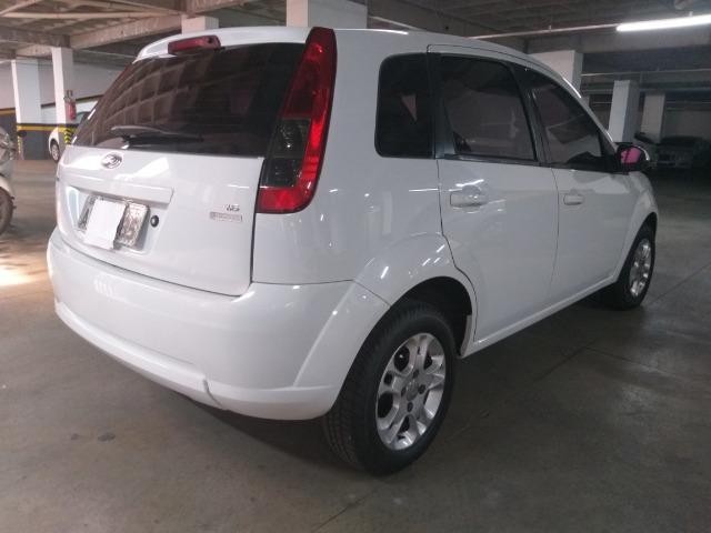 Fiesta Hatch 1.6 08v 2013/2013 - Foto 6