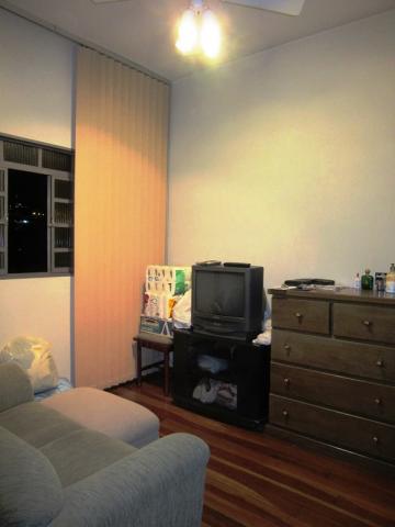 Excelente casa. 03 pavimentos, com habite-se e ótima localização. - Foto 9