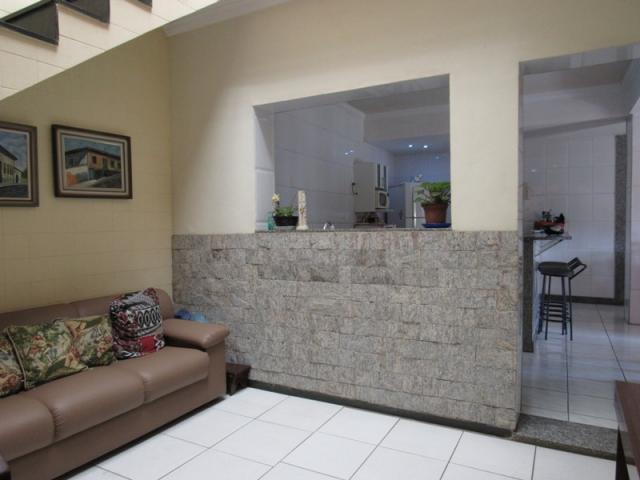 Rm imóveis vende excelente casa de 04 quartos em ótima localização - Foto 2