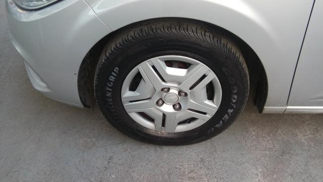 Gm - Chevrolet Onix - Foto 5