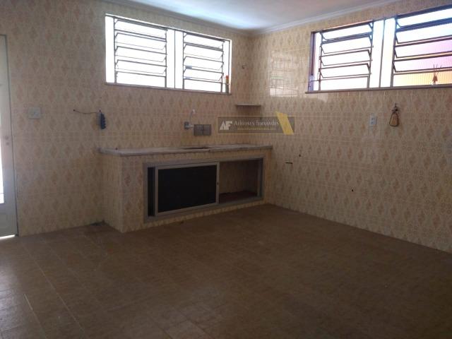Oportunidade - Casa em rua residencial - Foto 16