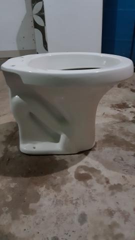 Vaso LOGASA seminovo top de beiral Largo (em estado de novo) - Foto 5