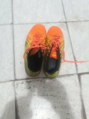 Chuteira umbro original - Foto 2
