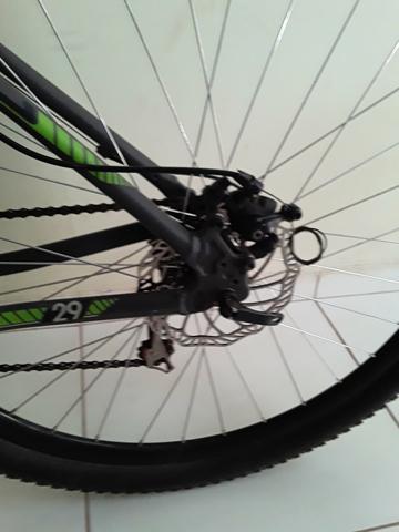 Vendo MTB Caloi Aro 29. Completa