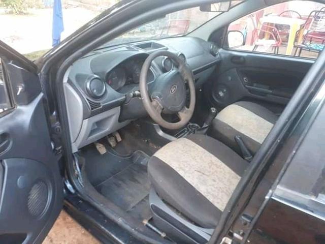 Fiesta sedan 2008 atrasado - Foto 4