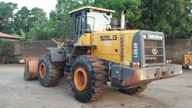 Pá carregadeira lg 959 diesel 2013/ 4000hs trabalhadas 17 toneladas - Foto 2