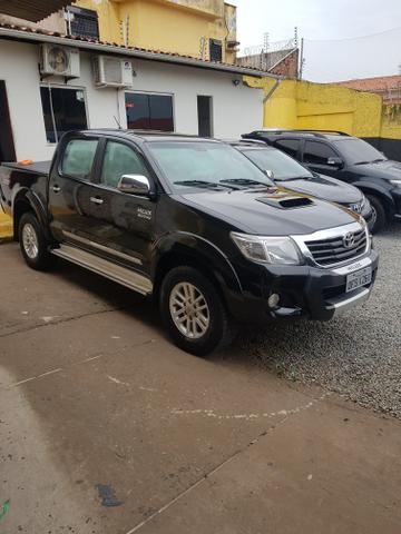 Vende-se Hilux Srv 2012