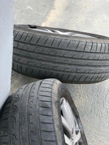 4 pneus dunlop 205/55/16 com 15000km rodados - 550 o jogo