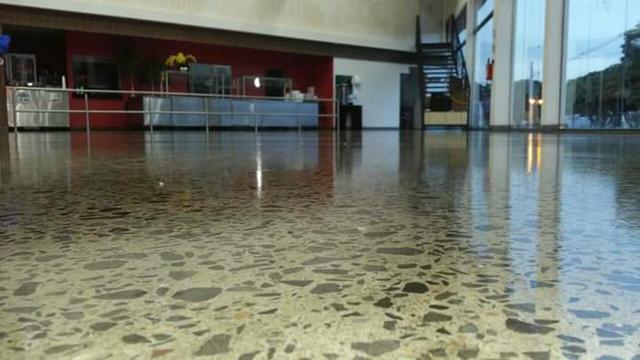Piso Industrial/PU/Epóxi/Rad - Foto 3