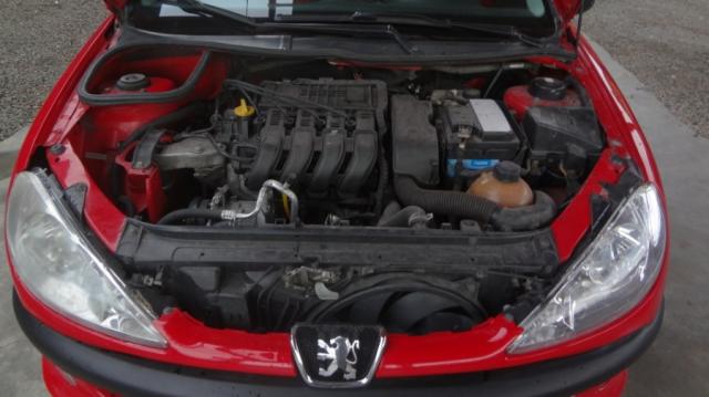 peugeot 206 selection 1.0 gasolina - Foto 8