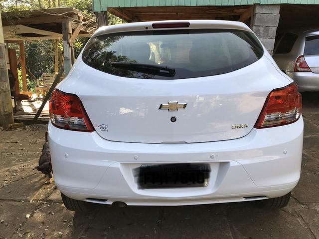 Vendo Onix 1.0 2015 - Foto 2