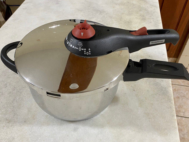 Panela de pressão Tramontina Solar 4,5L