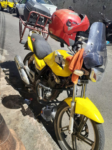 Suzuki gsr150i - Foto 4
