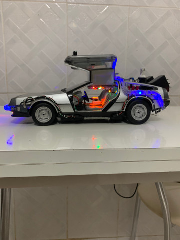 Miniatura delorean 1/15