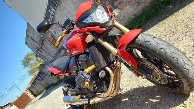 VENDO HORNET 2012 COM ABS IMPECÁVEL