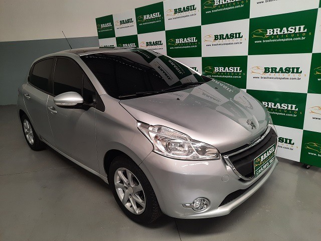 PEUGEOT 208 ALLURE
