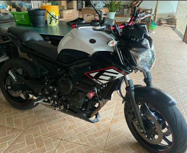 XJ6 2017